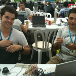 Javier y Carlos, los chicos de Telefónica I+D en plena #hackathon . Campus 2011